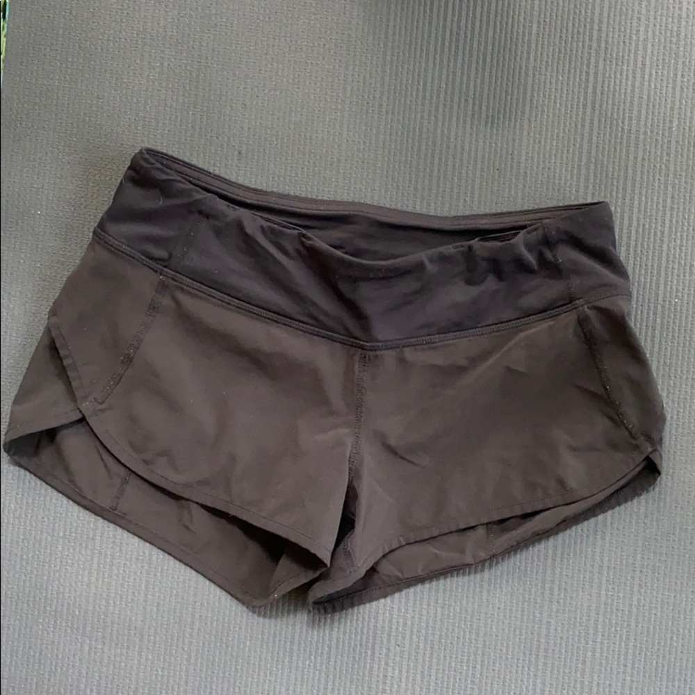 Black Lululemon speed up shorts size 2